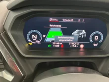 Audi Q4 e-tron 45 e-tron quattro in MYTHOSSCHWARZ METALLIC
