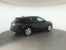 Audi Q4 e-tron 45 e-tron quattro in MYTHOSSCHWARZ METALLIC