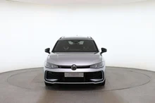 VW Passat Variant Sport eTSI DSG in Oyster Silver Metallic
