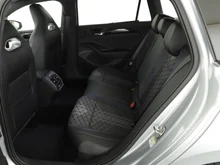 VW Passat Variant Sport eTSI DSG in Oyster Silver Metallic