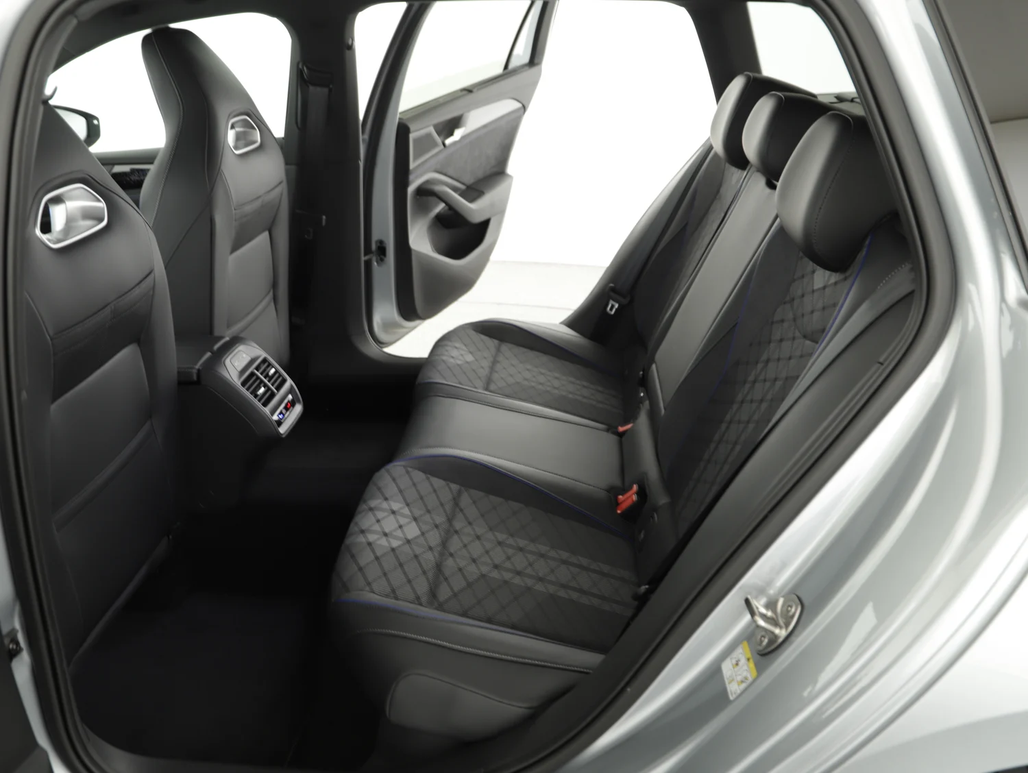 Bild eines VW Passat Variant Sport eTSI DSG