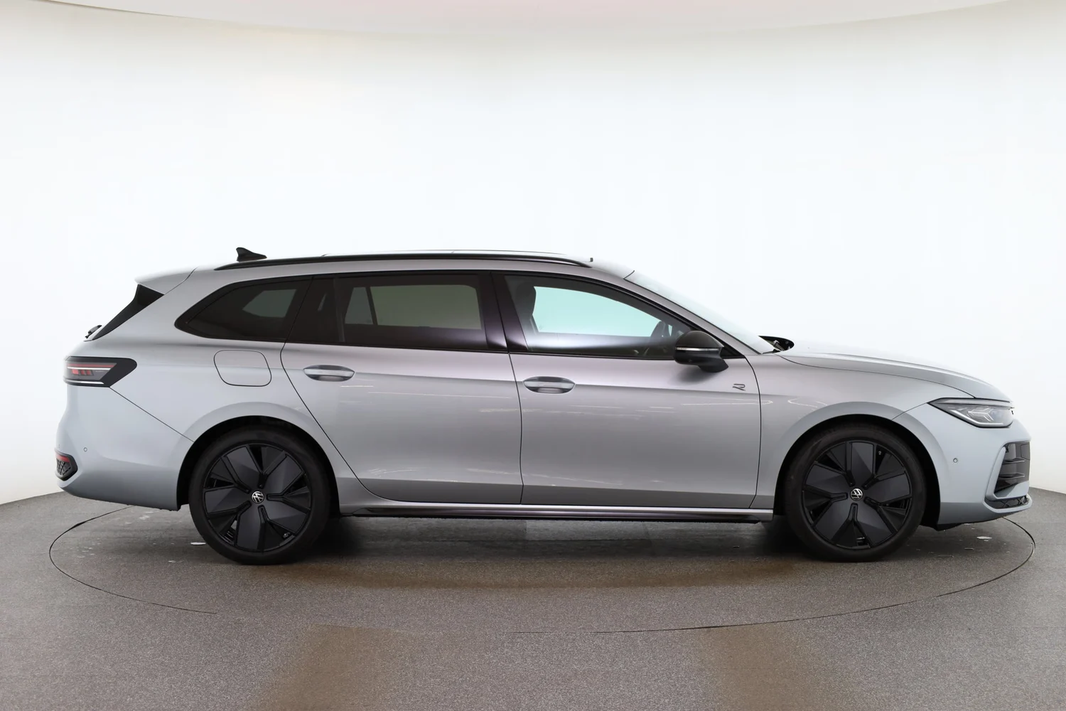 Bild eines VW Passat Variant Sport eTSI DSG