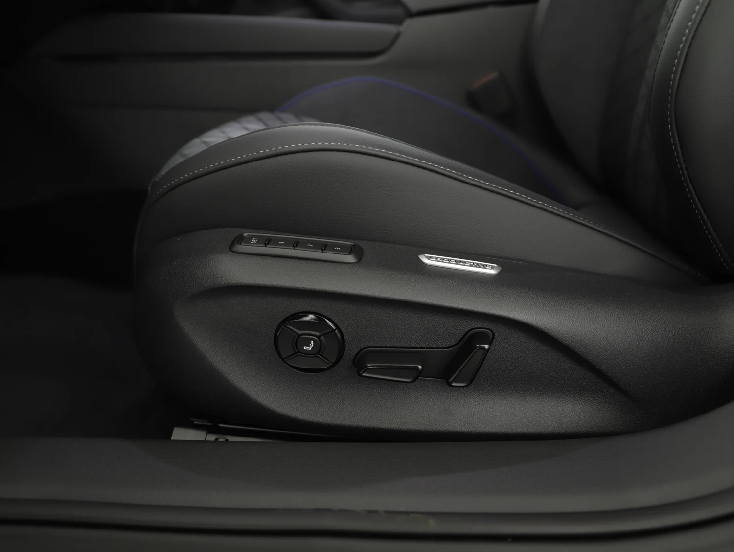 Bild eines VW Passat Variant Sport eTSI DSG