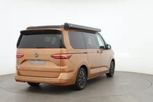 VW California Beach Camper TDI in Copperbronze Met./Dach Deepblack Perlef.