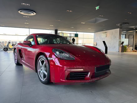 Porsche 718 Cayman