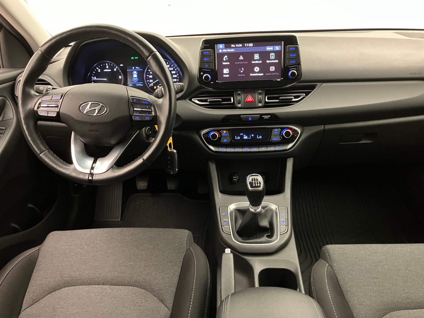 Hyundai i30 CW 1,6 CRDi Trend Line | Bild 12 von 27