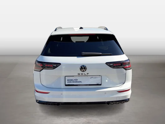 Bild eines VW Golf Variant Sport mHeV DSG