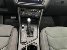 VW Tiguan Sky TDI SCR 4MOTION DSG in Indiumgrau Metallic