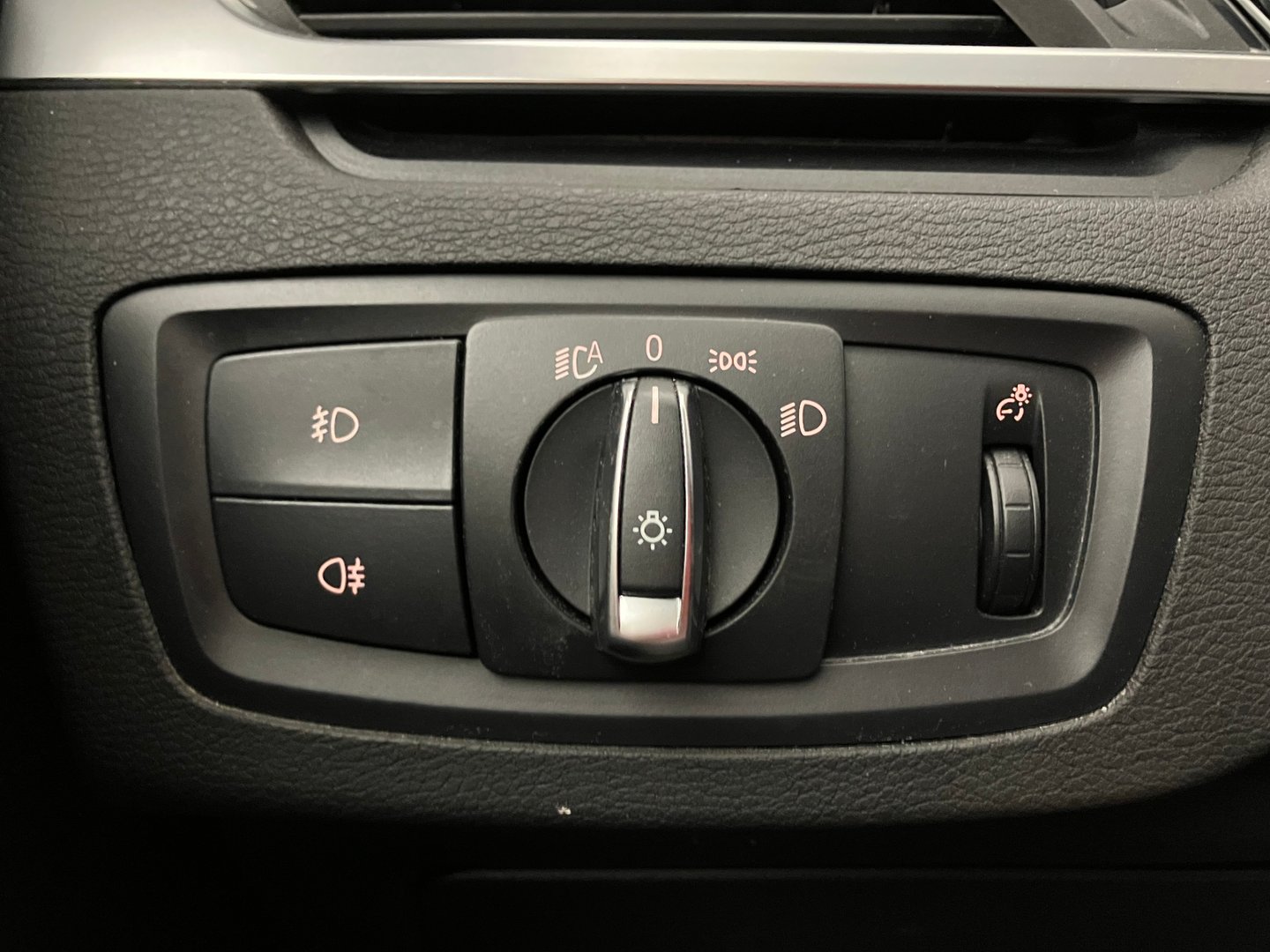 BMW X1 xDrive 20d Aut. | Bild 10 von 29