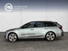 Škoda Octavia Combi RS in Smokey Diamond-Silber Metallic