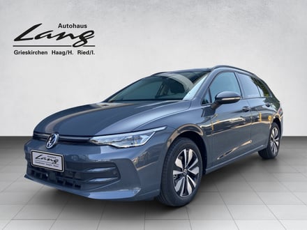 VW Golf Variant Business mHeV DSG