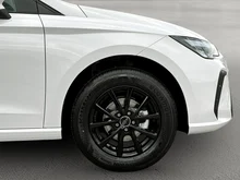 SEAT Ibiza Reference Edition 1.0 80PS in Candy-Weiß