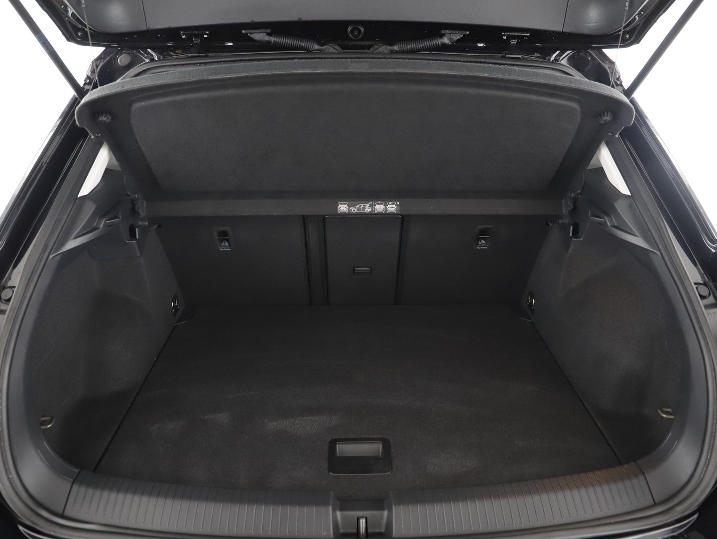 VW T-Roc Design TDI DSG | Bild 14 von 21