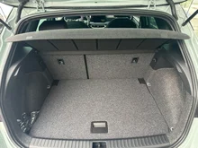 SEAT Arona Style 1.0 TSI in Oniric-Grau Dach Nacht-Schwarz