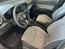 SEAT Arona FR 1.0 TSI in Candy-Weiß Dach Nacht-Schwarz
