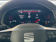 SEAT Arona FR 1.0 TSI in Candy-Weiß Dach Nacht-Schwarz