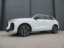 Audi Q3 e-hybrid 200 kW in Gletscherweiß Metallic