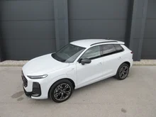 Audi Q3 e-hybrid 200 kW in Gletscherweiß Metallic