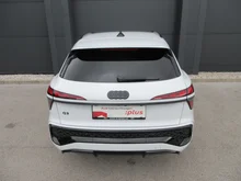 Audi Q3 e-hybrid 200 kW in Gletscherweiß Metallic