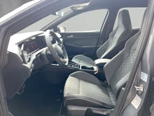 VW Golf Variant R-Line TDI DSG in Delfingrau Metallic