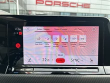 VW Golf Variant R-Line TDI DSG in Delfingrau Metallic