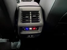 VW Tayron Sport TDI DSG in Cipressino-Grün Metallic