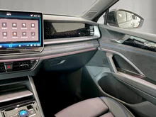 VW Tayron Sport TDI DSG in Cipressino-Grün Metallic