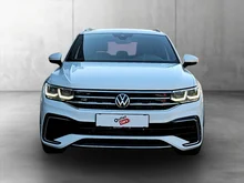 VW Tiguan R-Line TDI DSG in PURE WHITE