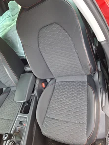 Thumbnail-Foto von Fahrzeug