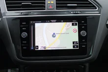 VW Tiguan Elegance eHybrid DSG in Deep Black Perleffekt