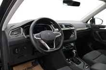 VW Tiguan Elegance eHybrid DSG in Deep Black Perleffekt