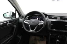 VW Tiguan Elegance eHybrid DSG in Deep Black Perleffekt