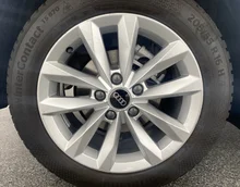 Thumbnail-Foto von Fahrzeug