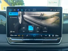 VW Tiguan Friends eTSI DSG in Delfingrau Metallic