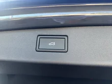 VW Tiguan Friends eTSI DSG in Delfingrau Metallic