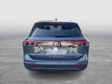 VW Tiguan Friends eTSI DSG in Delfingrau Metallic