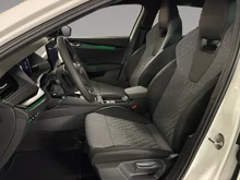 Škoda Octavia Combi Sportline TDI DSG in Alaska-Weiß