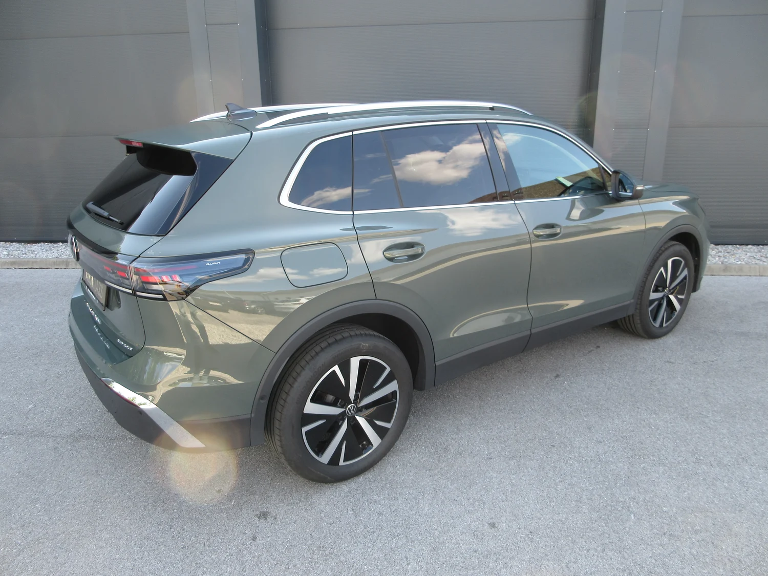 Bild eines Tiguan Elegance eHybrid DSG 150 kW