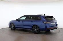 VW Passat Variant Sport TDI DSG in Reef Blue Metallic