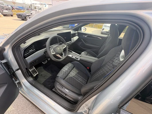 Bild eines VW Passat Variant Sport TDI DSG