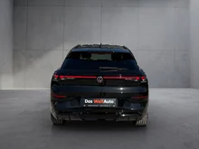 VW T-Roc R-Line eTSI DSG in Grenadillschwarz Metallic