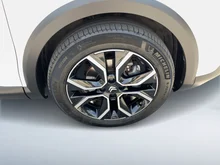 Citroën C4 Lim. ë-Shine Pack in weiss - metallic