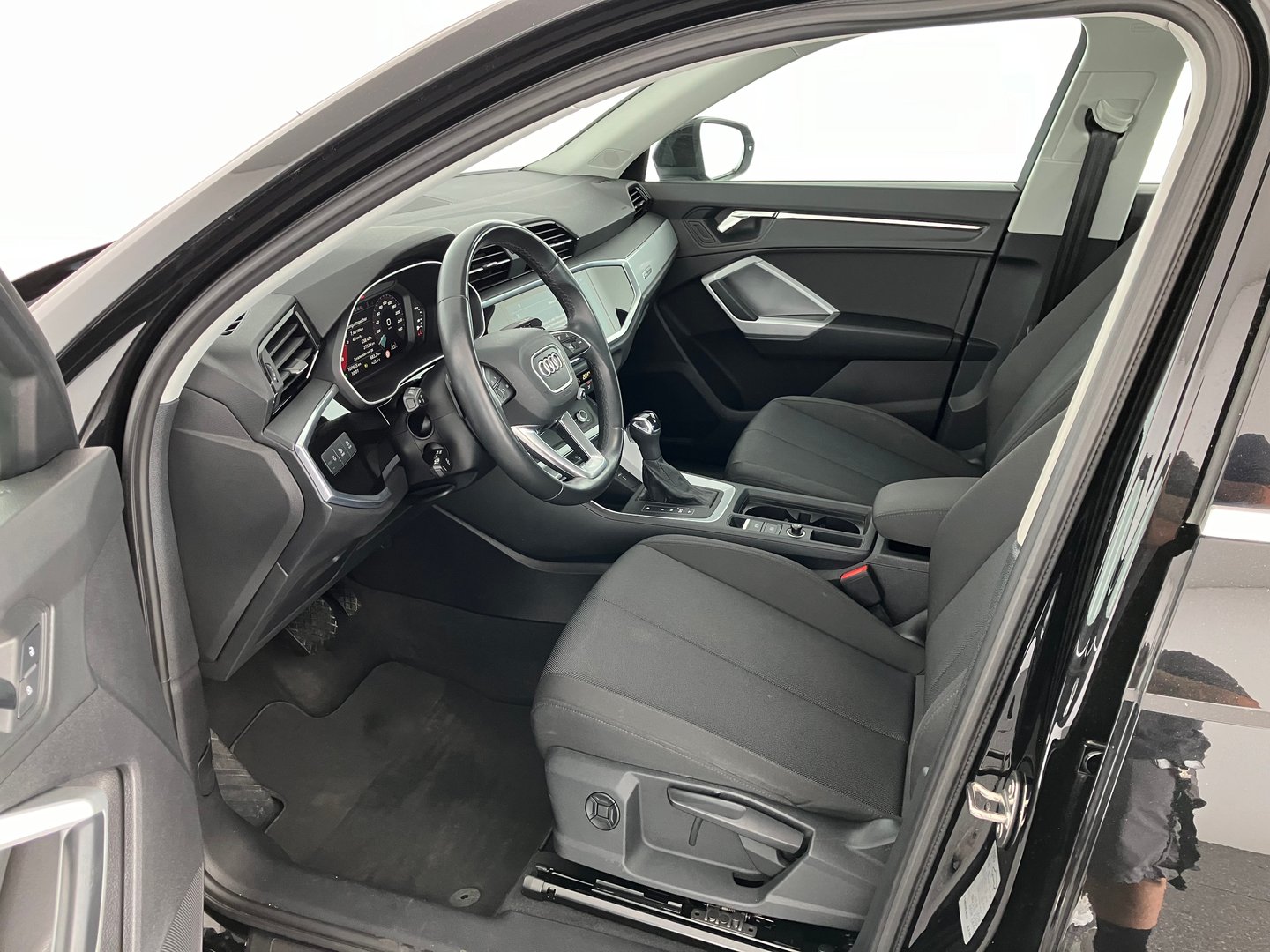 Audi Q3 35 TFSI | Bild 4 von 17