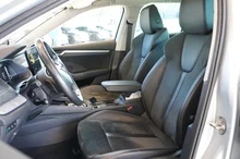 Škoda Octavia Combi Selection TDI DSG in Brillant-Silber Metallic