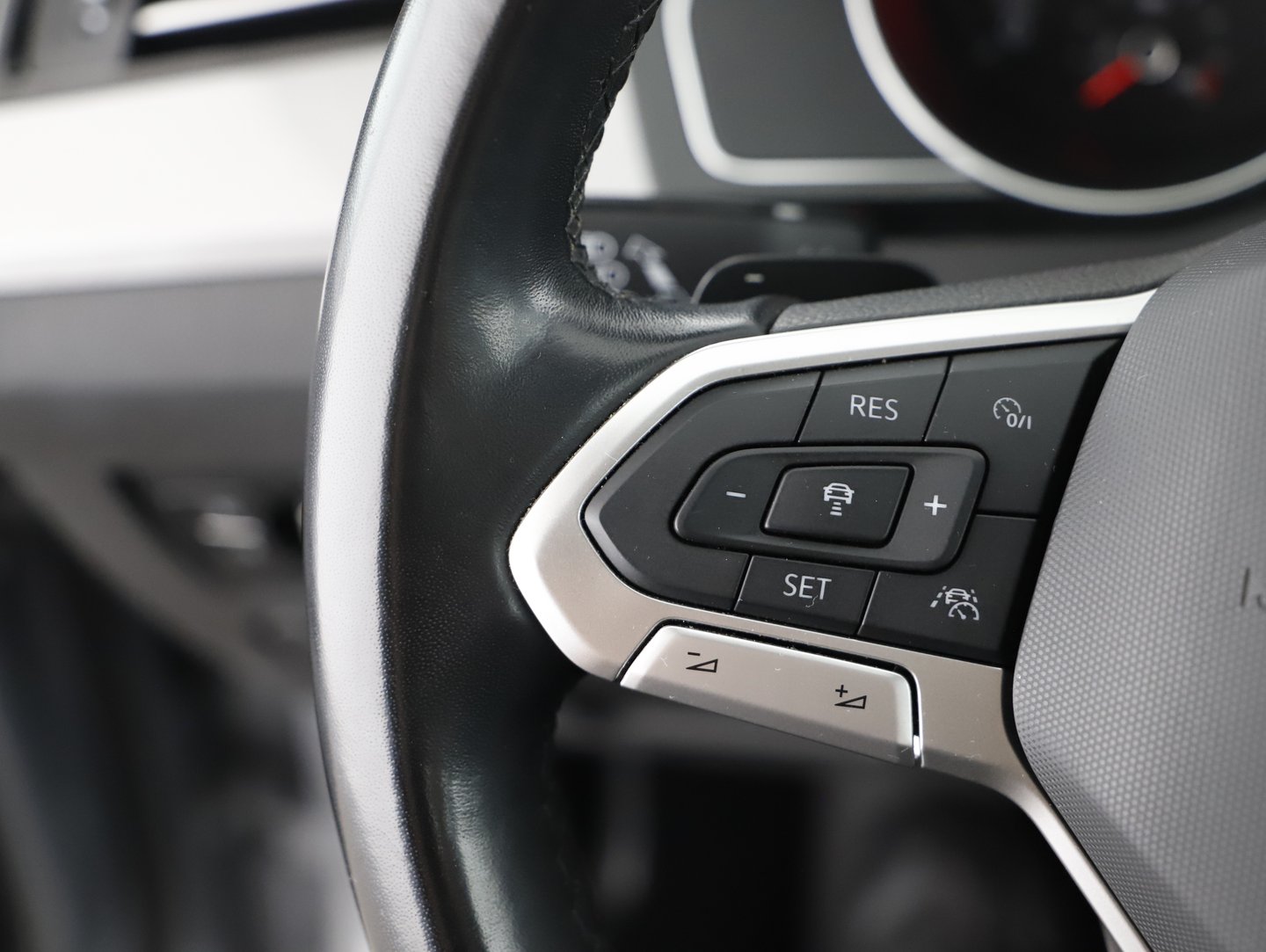 VW Passat Variant Business TDI DSG | Bild 9 von 22