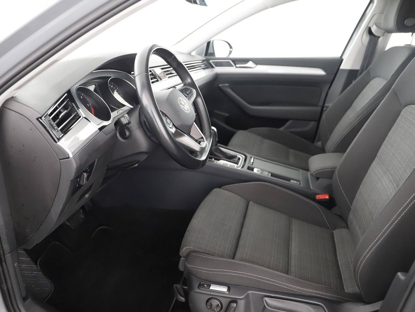 VW Passat Variant Business TDI DSG | Bild 5 von 22