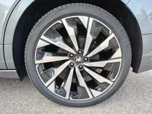 Thumbnail-Foto von Fahrzeug