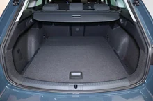 SEAT Leon SP Kombi Style Edition 1.5 eTSI DSG in Fjord-Blau