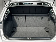 SEAT Arona Reference Edition 1.0 TSI in Candy-Weiß