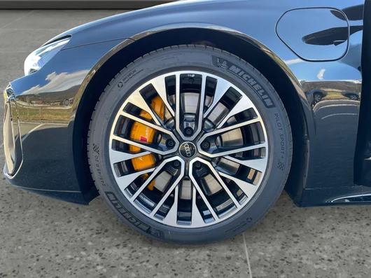 Bild eines Audi S e-tron GT